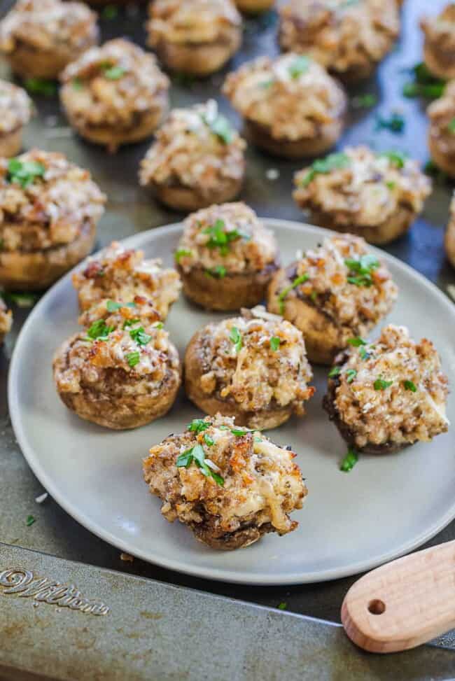 Keto Stuffed Mushrooms Recipe 650x973 1 (1)