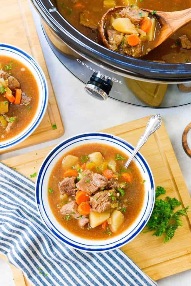 Crockpot Beef Stew Recipe 650x974 1 (1)